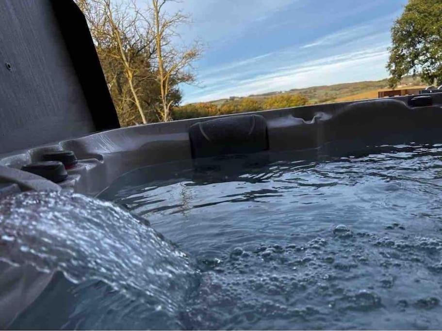 Gite A La Ferme Avec Jacuzzi Et Piscine Chauffee Saint-Felix-de-Tournegat Exterior photo